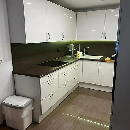 Апартаменты Porec, Tolle 3 Zi-whg, Sehr Zentral, Zustand! Mit Internet Und W-lan! Пореч